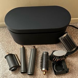 NEW | Dyson Airwrap Accesories & Case only (no wand)